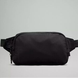 Lululemon Mini Belt Bag